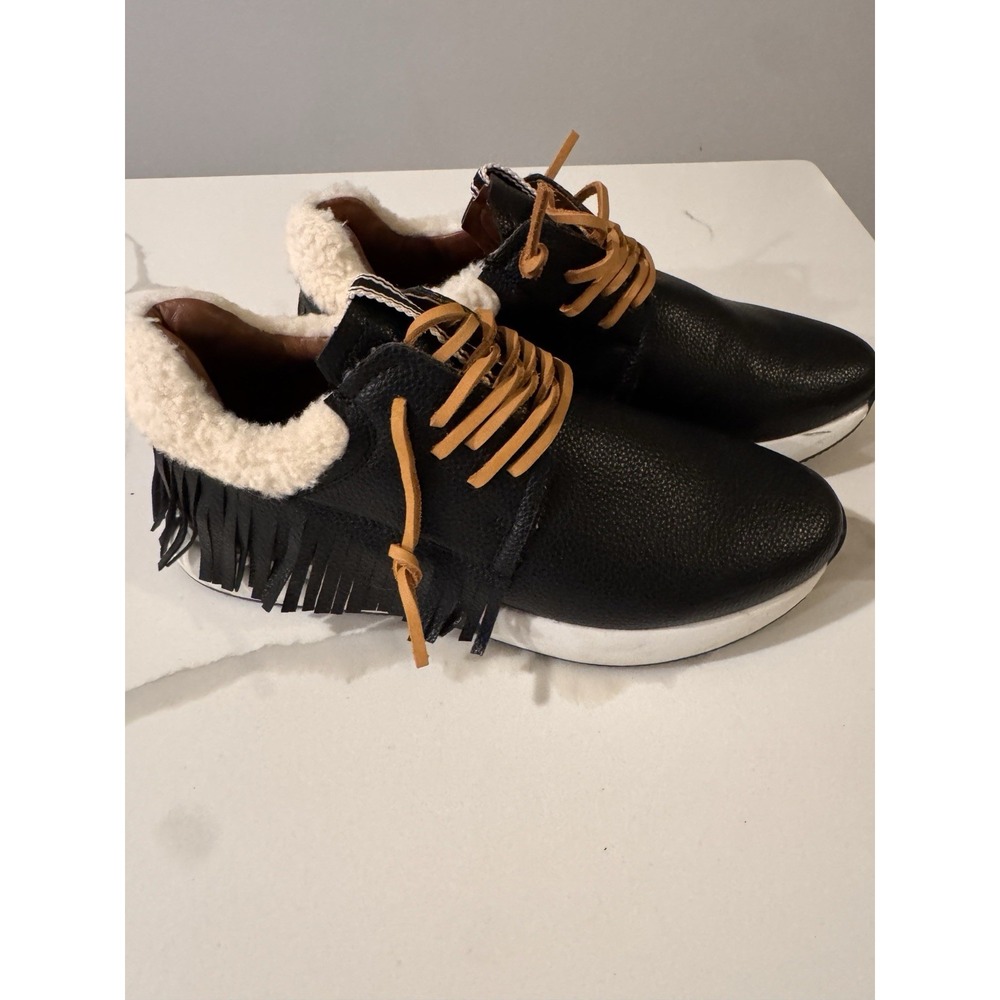 Shu Shop Pepa Fringed Black Sneakers Lace-Up‎ Shoes Women's Size 7.5